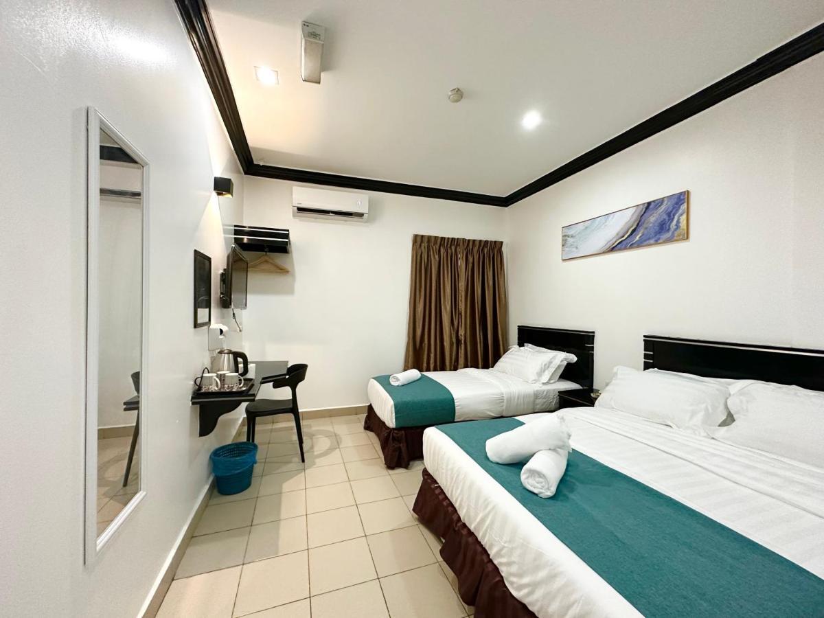 Hotel Tourist City Centre By Hotspot Essential Kota Kinabalu Bagian luar foto