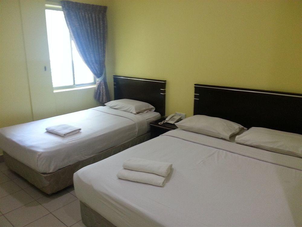 Hotel Tourist City Centre By Hotspot Essential Kota Kinabalu Bagian luar foto