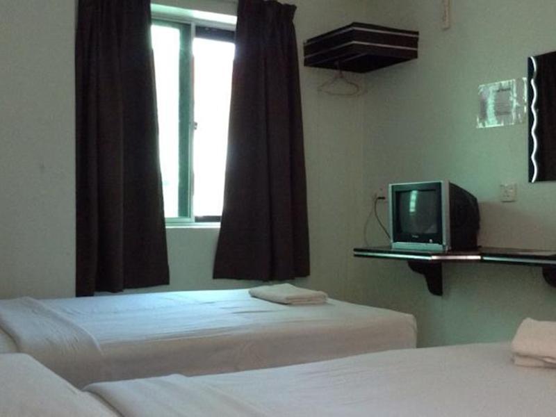Hotel Tourist City Centre By Hotspot Essential Kota Kinabalu Bagian luar foto
