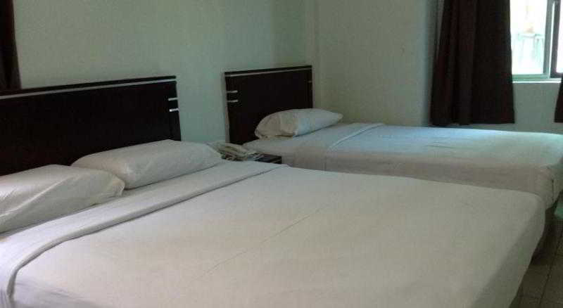 Hotel Tourist City Centre By Hotspot Essential Kota Kinabalu Bagian luar foto